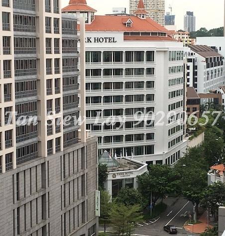 UE Square thumbnail photo